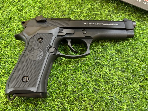 BERETTA M92 Black Full Metal Body Made in Taiwan - Image 6
