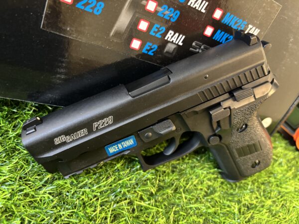 SIG SAUER F229 Made in Taiwan - Image 2