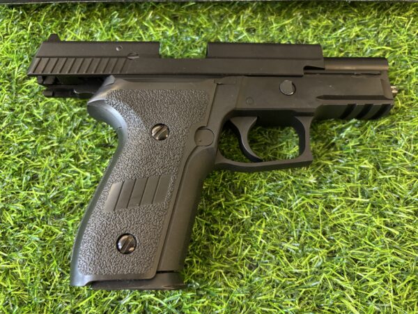 SIG SAUER F229 Made in Taiwan - Image 7