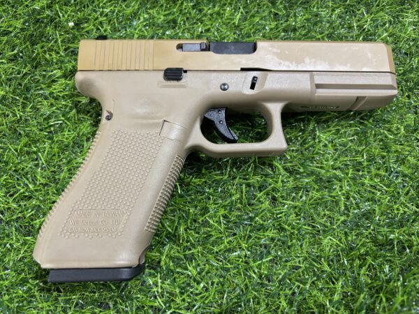 WE Glock17 TAN Gen5 Made in Taiwan - Image 6